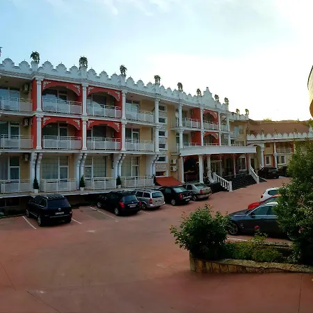 Elit Palace And Balčik