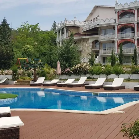Elit Palace And Hotell Baltjik