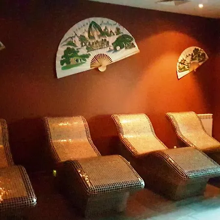 מלון Elit Palace And 4*