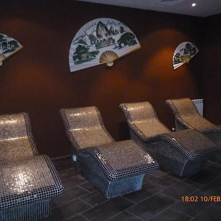 מלון Elit Palace And 4*
